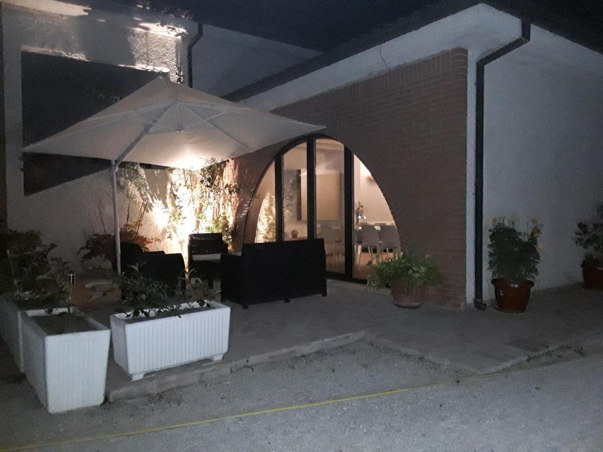 La Casa nel Verde Larino Esterno foto